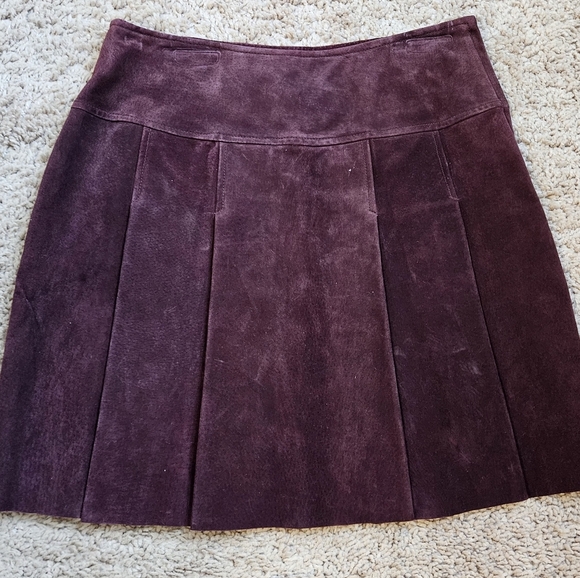 Vintage WILSON’S LEATHER Genuine Suede Mini Skirt – NWT Plum (Size 2) - Picture 3 of 11